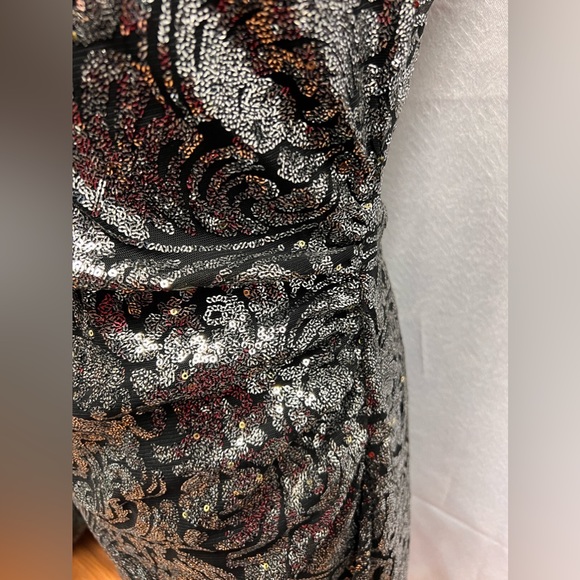 Lauren Ralph Lauren Silver Mesh Sequin Cocktail Dress Size 10 - Picture 3 of 12